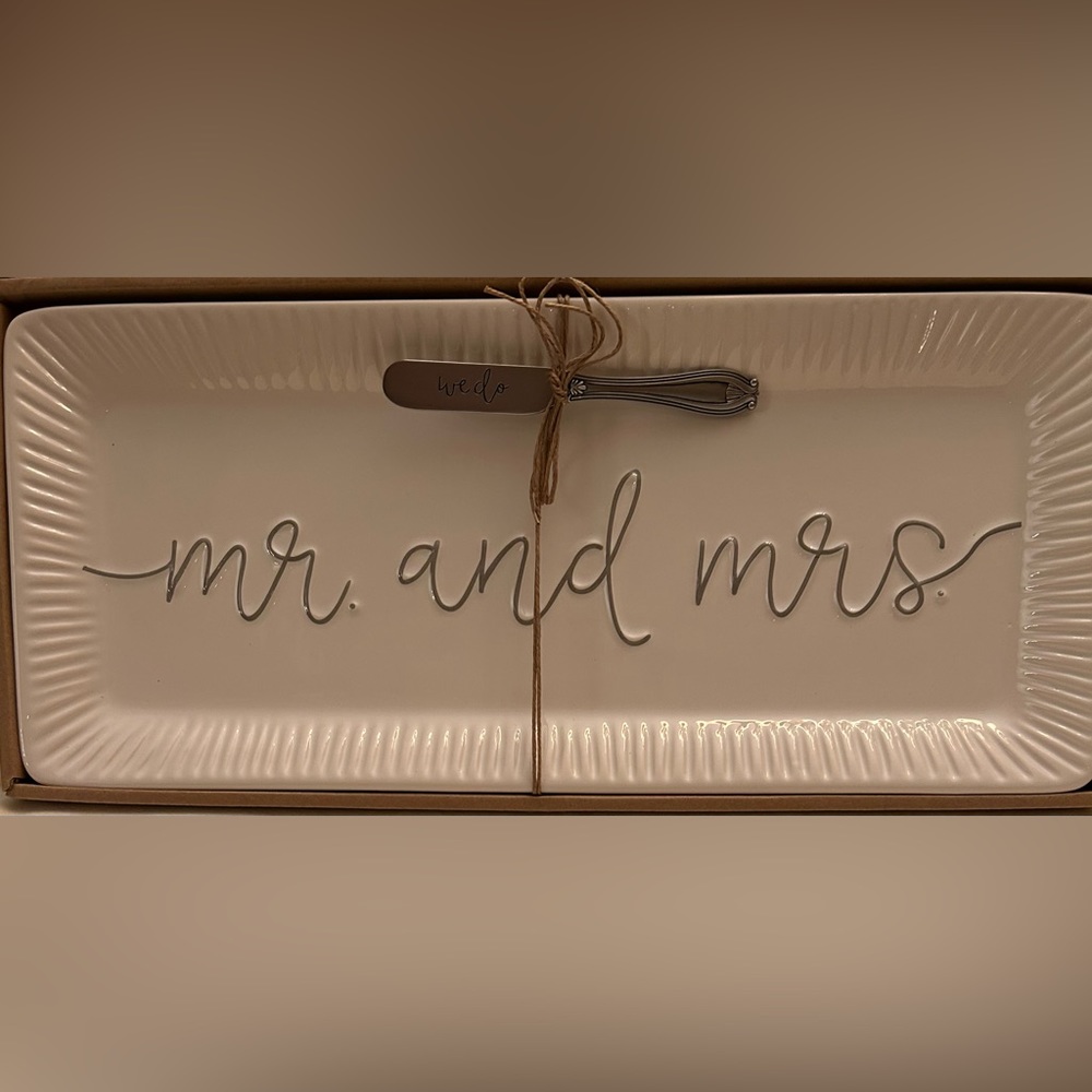 Brand New MudPie "Mr. and Mrs." Wedding Hostess Tray Set A106